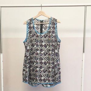 Multicolored geometric sleeveless with zipper back